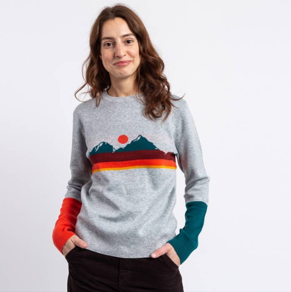 Kavu Women's Grey Crewneck Sweater with Mountain Stripe and Colorblock Sleeves